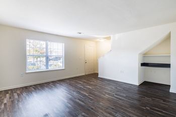 Unfurnished living area